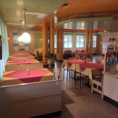 Albergo Al Trieste Nimis Εξωτερικό φωτογραφία